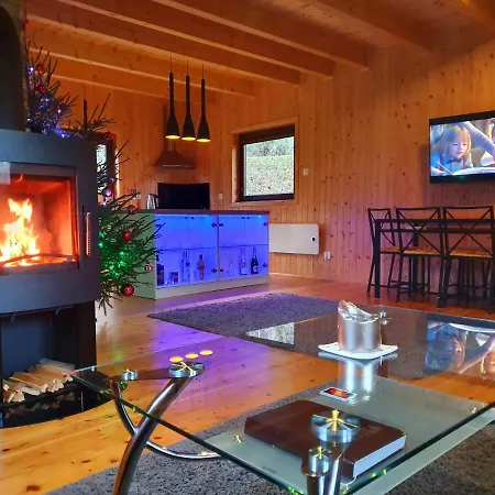 Mana Village - Jacuzzi&sauna * Barłomino