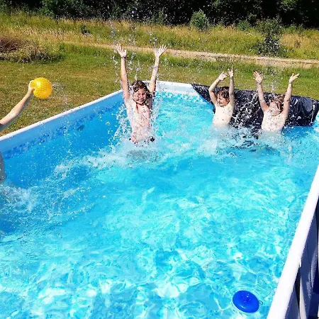 Mana Village - Jacuzzi & Sauna Feriegård Barłomino