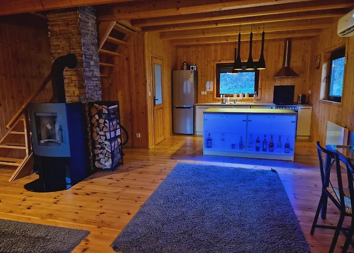 Lantgård Mana Village - Jacuzzi & Sauna Barłomino