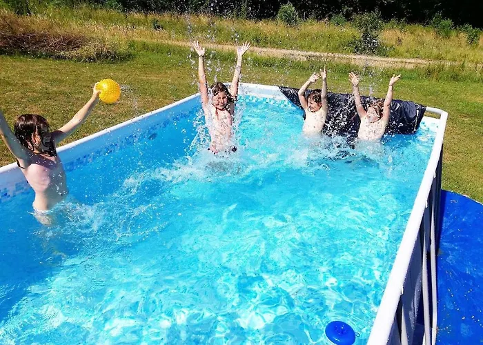 Mana Village - Jacuzzi & Sauna Lantgård Barłomino